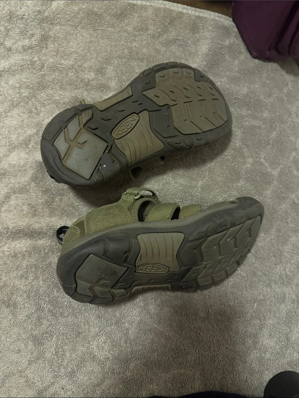 Kids Olive Green Outdoor Closed-Toe Sandals